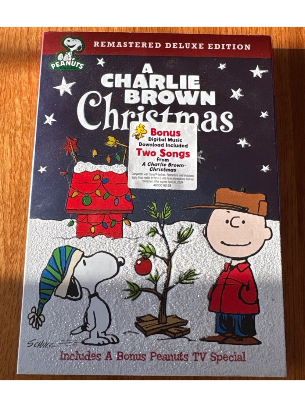 A Charlie Brown Christmas Remastered Deluxe Edition DVD W/ Bonus Music